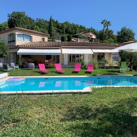 Bed & Breakfast Les Lillas Saint-Jeannet  Bagian luar foto