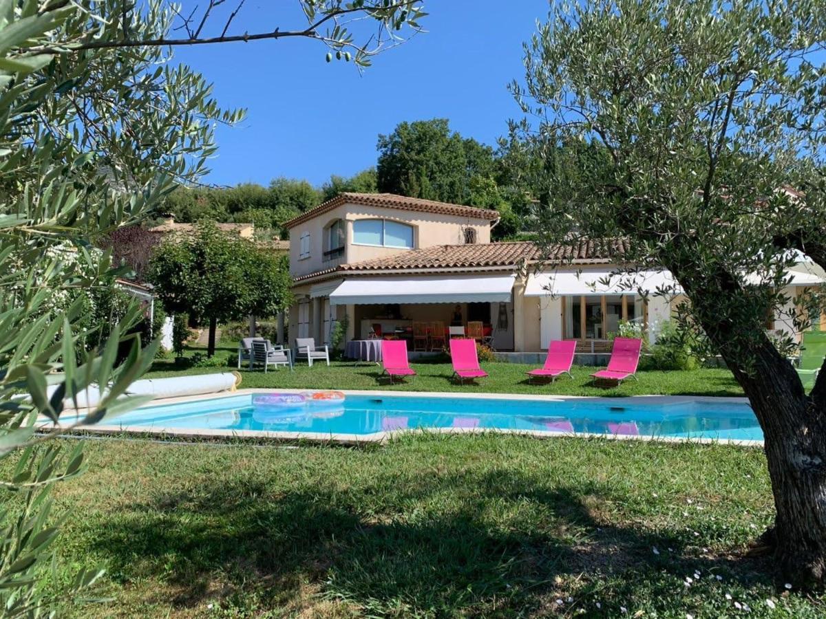 Bed & Breakfast Les Lillas Saint-Jeannet  Bagian luar foto