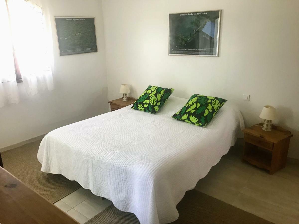 Bed & Breakfast Les Lillas Saint-Jeannet  Bagian luar foto